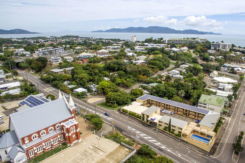 The Robert Towns - Accommodation Daintree 9