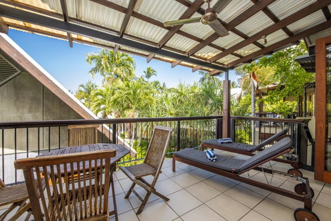 Pure Magnetic Villa 9 - Accommodation Daintree 18