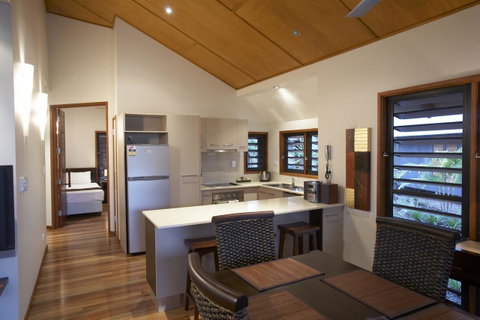 Pure Magnetic Villa 9 - Accommodation Daintree 2