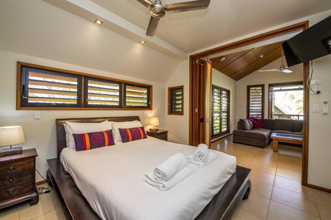 Pure Magnetic Villa 9 - Accommodation Daintree 20