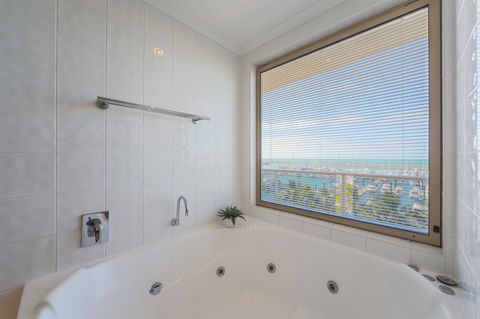 Mantra Mackay - Accommodation Daintree 14