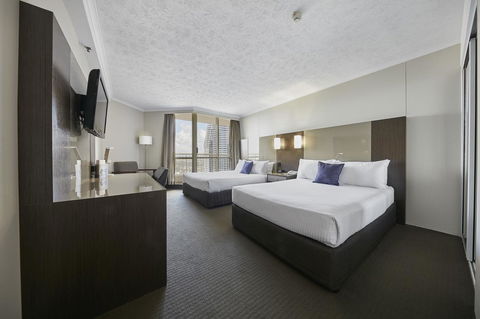 Novotel Surfers Paradise - Accommodation Daintree 15