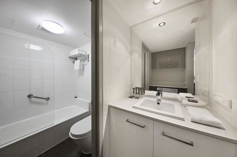 Novotel Surfers Paradise - Accommodation Daintree 19