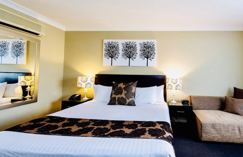 Ambassador On Ruthven - Accommodation Daintree 14