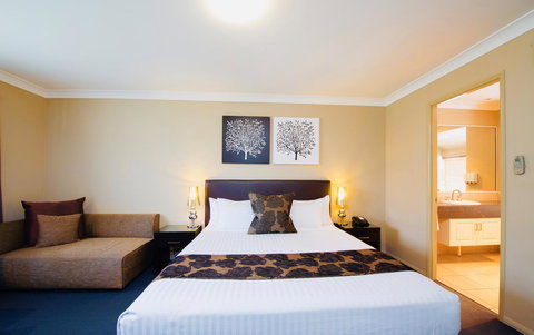 Ambassador On Ruthven - Accommodation Daintree 16