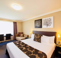 Best Western Plus Ambassador On Ruthven Motor Inn - Accommodation Daintree