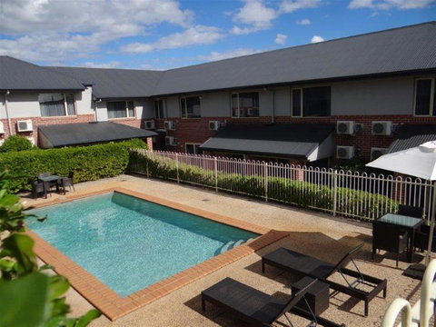 Ambassador On Ruthven - Accommodation Daintree 26