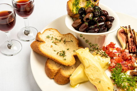 Ambassador On Ruthven - Accommodation Daintree 42