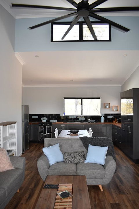 Ironbark House - Accommodation Daintree 18