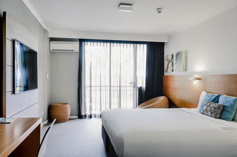 Novotel Cairns Oasis Resort - Accommodation Daintree 27