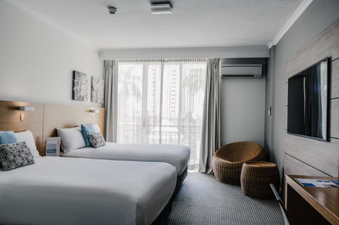 Novotel Cairns Oasis Resort - Accommodation Daintree 3