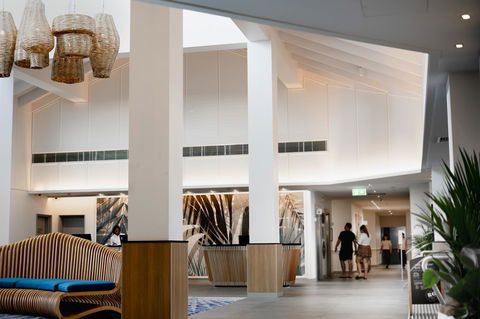 Novotel Cairns Oasis Resort - Accommodation Daintree 11