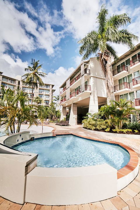 Novotel Cairns Oasis Resort - Accommodation Daintree 20