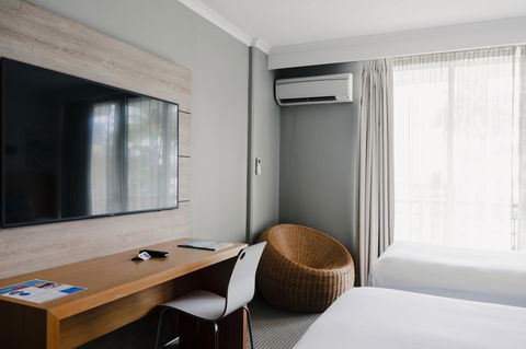 Novotel Cairns Oasis Resort - Accommodation Daintree 26
