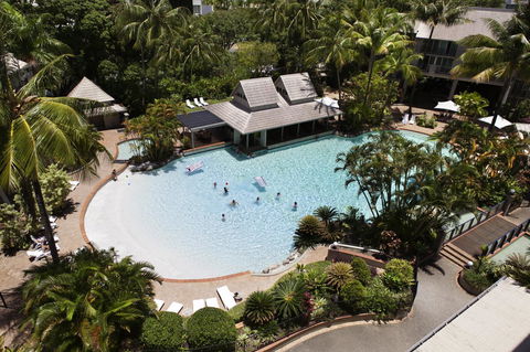 Novotel Cairns Oasis Resort - Accommodation Daintree 37