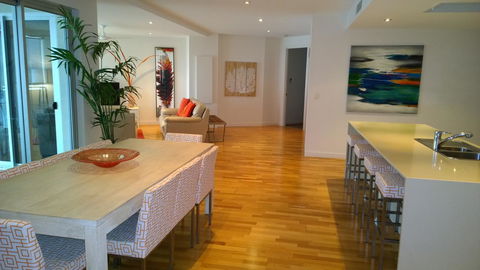 Coral Cove Apartments - Accommodation Daintree 4