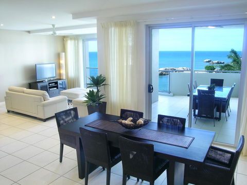 Coral Cove Apartments - Accommodation Daintree 15
