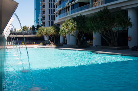 Circle On Cavill - Gclr - Accommodation Daintree 38