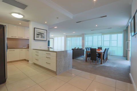 Reflection On The Sea - Accommodation Daintree 13