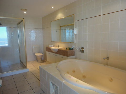 Aquarius Resort - Accommodation Daintree 32