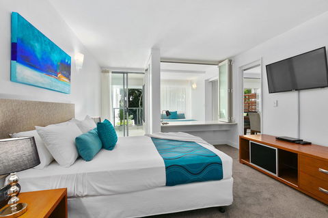 Palm Cove Beach Apartment - Accommodation Daintree 13
