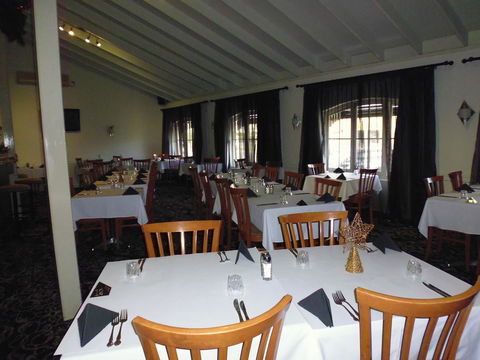 Burke & Wills Motor Inn - Accommodation Daintree 7
