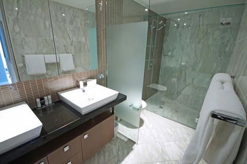 Oceans Mooloolaba - Accommodation Daintree 33