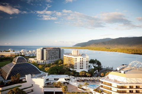 Pullman Cairns International - Accommodation Daintree 24