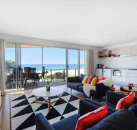 Sandbox Luxury Beach Front Apartments - Accommodation Daintree