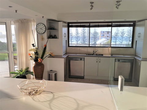 Gemini Court Holiday Apartments - Accommodation Daintree 34