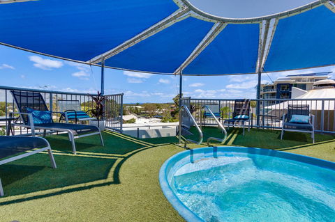 Beach Club Resort Mooloolaba - Accommodation Daintree 3