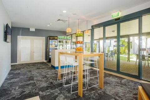 Mantra Hervey Bay - Accommodation Daintree 7