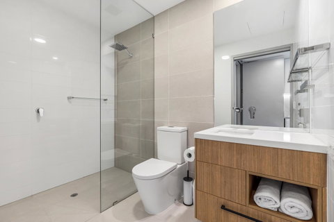 Essence Suites Taringa - Accommodation Daintree 10