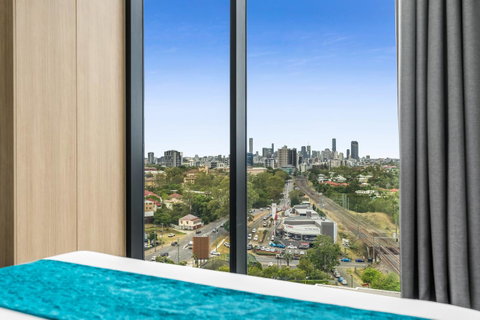 Essence Suites Taringa - Accommodation Daintree 17