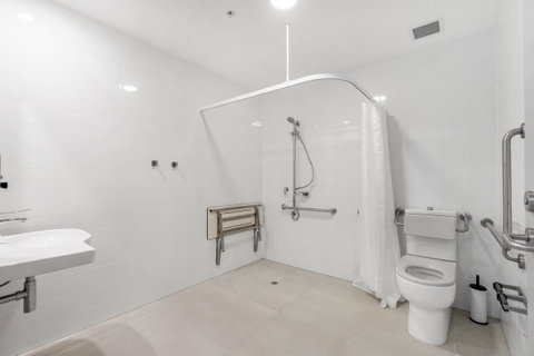 Essence Suites Taringa - Accommodation Daintree 13