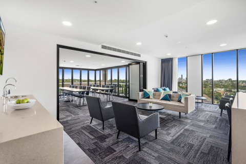 Essence Suites Taringa - Accommodation Daintree 2