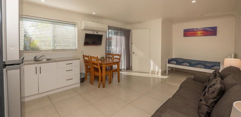 Bilinga Beach Motel - Accommodation Daintree 37