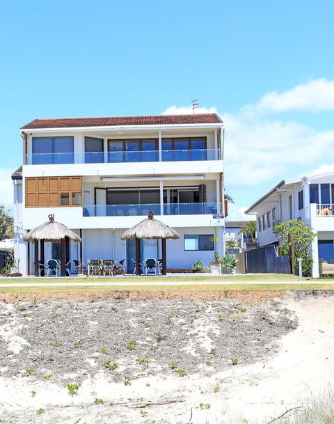 Bilinga Beach Motel - Accommodation Daintree 13