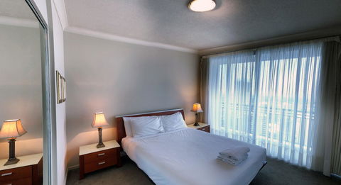 Private 2 Bedroom Apartment @ Chevron Towers - Accommodation Daintree 5