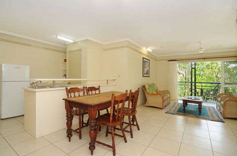 Cairns Queenslander Hotel & Apartments - Accommodation Daintree 19