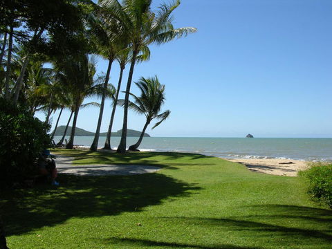 BeachView Apartments At Villa Paradiso - Accommodation Daintree 25