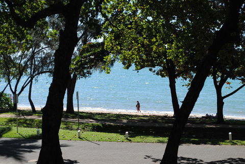 BeachView Apartments At Villa Paradiso - Accommodation Daintree 8