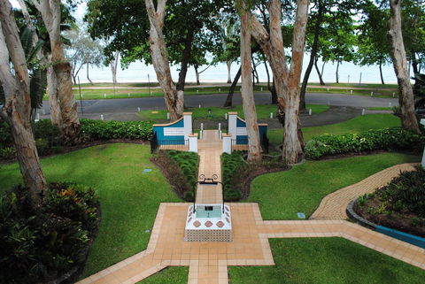 BeachView Apartments At Villa Paradiso - Accommodation Daintree 7