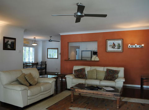 BeachView Apartments At Villa Paradiso - Accommodation Daintree 14