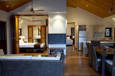 Pure Magnetic Villa 4 - Accommodation Daintree 2