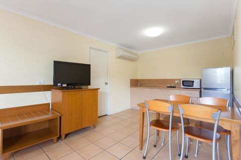Windmill Motel & Events Centre - Accommodation Daintree 1