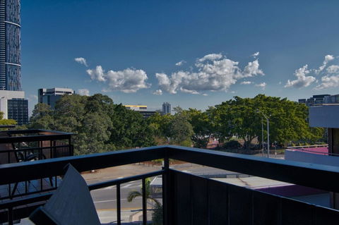 Soho Brisbane - Accommodation Daintree 9