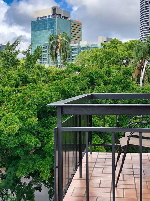 Soho Brisbane - Accommodation Daintree 30