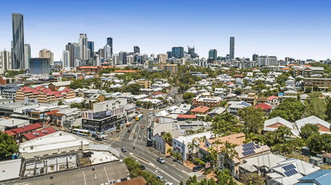 City Palms Brisbane - Accommodation Daintree 11