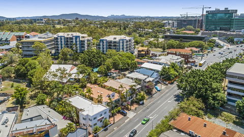 City Palms Brisbane - Accommodation Daintree 1